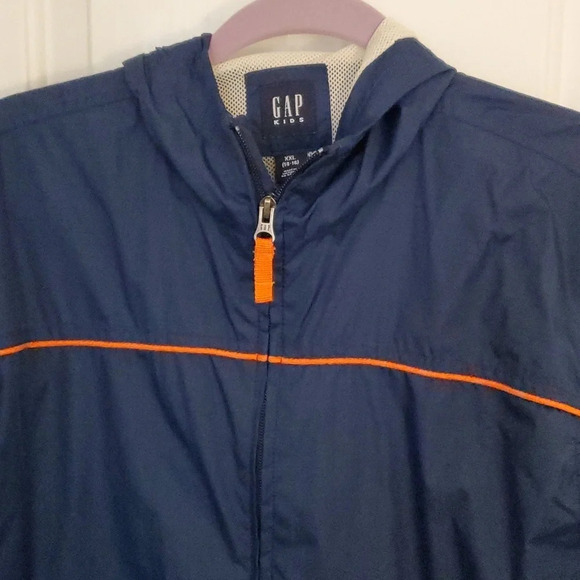 Gap Girls Hooded Zipper Up Windbreaker - Picture 2 of 13